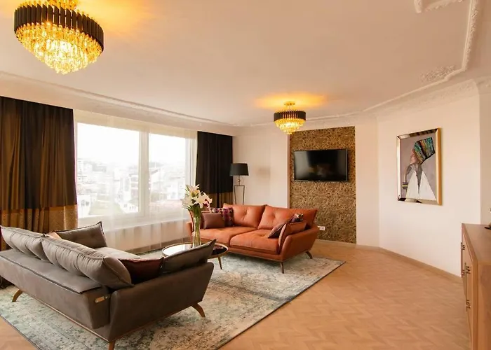 Charming Bosphorus View Apartment