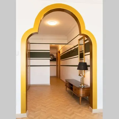 Charming Bosphorus View Apartment