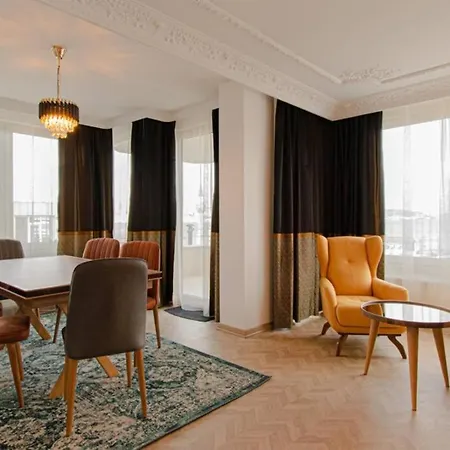 Апартаменты Charming Bosphorus View Стамбул